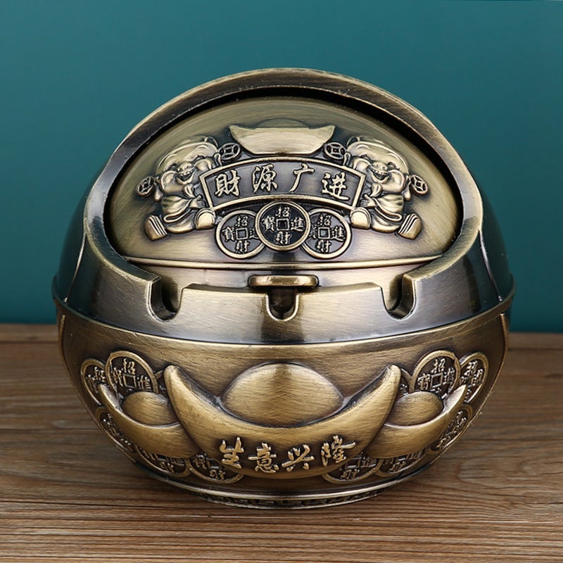 European-Style Ashtray For Home Living Room Metal Creative Personality Office Anti-Fly Ash With Lid Ornament Large Size - Image 1